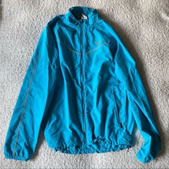 Nike large jacket - Picture 1 of 8